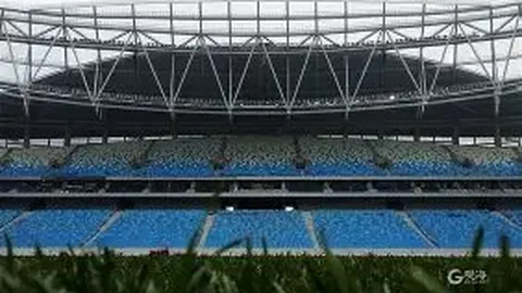 《拉亚回忆录：重温校园足球时光，道曼与亚马尔挥洒青春；皇马温情回顾，感恩昔日关爱之情》