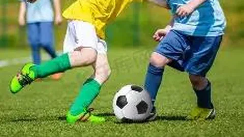 中国乒乓球三将退赛引争议，刘国梁多重身份引关注